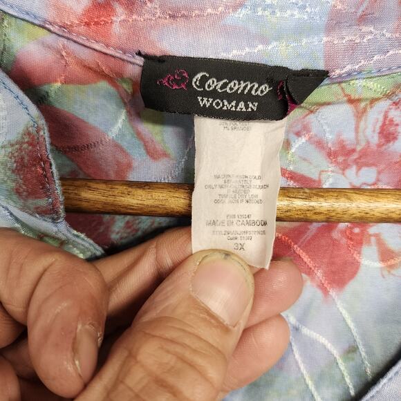 Cocomo Woman Top 3X Floral Popover 3/4 Roll Tab Sleeve Assymetric Hem Stretch - Picture 3 of 10